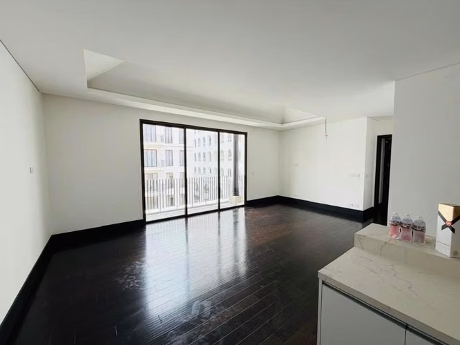 Rento Penthouse para estrenar en Edificio Nogales, zona 16 Cayalá - Imagen 3
