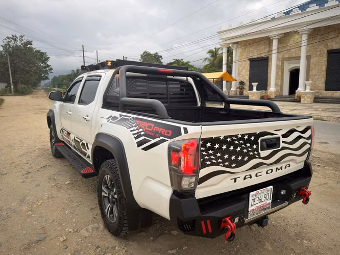 2017 TOYOTA TACOMA SR5 - Imagen 2