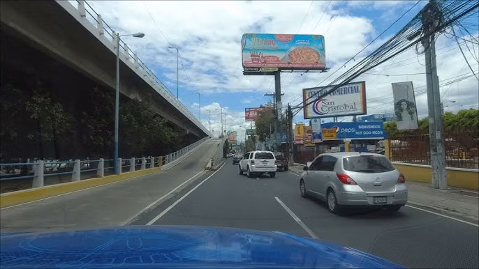 ATENCION DESARROLLADORES | 6,400 V² EN BOULEVARD PRINCIPAL SAN CRISTOBAL ESQUINA ESTRATÉGICA PV