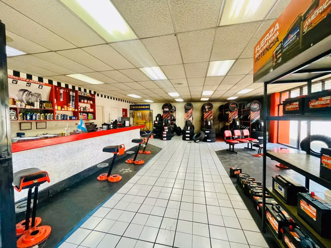 OPORTUNIDAD DESARROLLADORES | 6,400 V² EN BOULEVARD PRINCIPAL | ESQUINA ESTRATÉGICA SAN CRISTÓBAL PV - Imagen 9