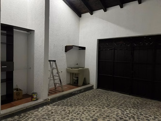 Casa en Venta en Antigua Guatemala | 330 m² | A 5 Min del Estadio Pensativo | Bella Vista pv - Imagen 2