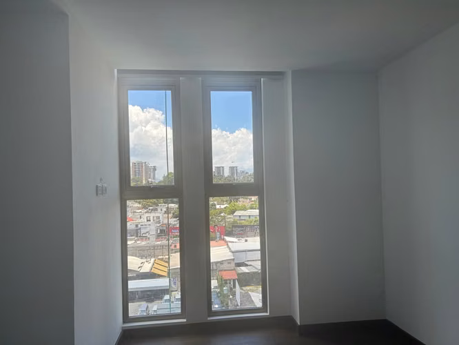Apartamento Nuevo en Atarah Zona 10 | Balcón y Amenidades Premium pv - Imagen 3