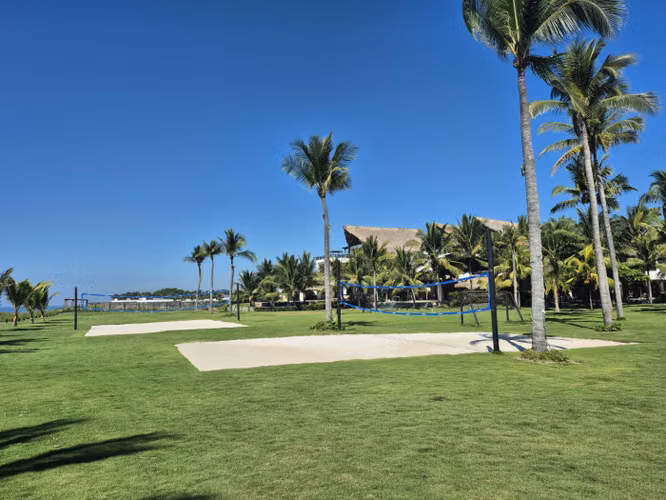 Terreno en venta carretera a Monterrico en club privado - Imagen 7