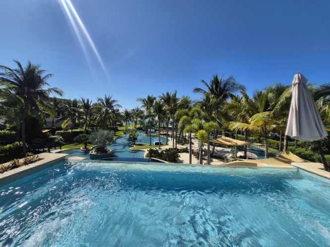 Villa de 4 habitaciones, venta en carretra a Monterrico - Imagen 4