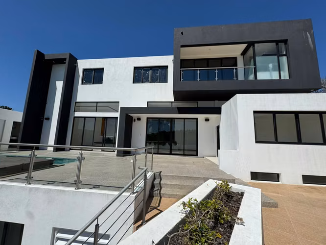 Casa de Lujo en Sausalito | 1,400 m², Piscina y Gran Terreno | PV - Imagen 19