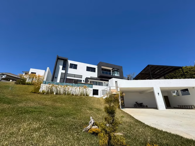 Casa de Lujo en Sausalito | 1,400 m², Piscina y Gran Terreno | PV - Imagen 15