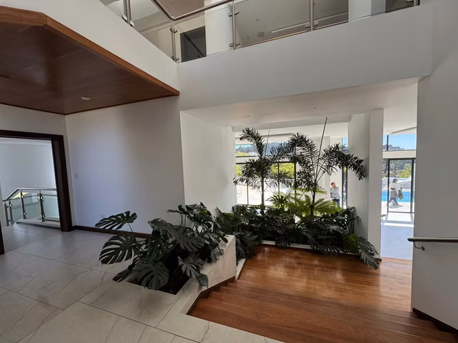 Casa de Lujo en Sausalito | 1,400 m², Piscina y Gran Terreno | PV - Imagen 2