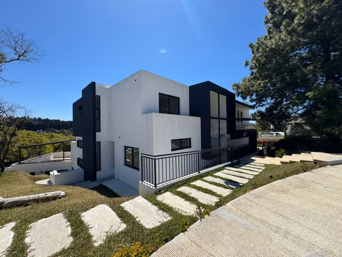 Casa de Lujo en Sausalito | 1,400 m², Piscina y Gran Terreno | PV - Imagen 13