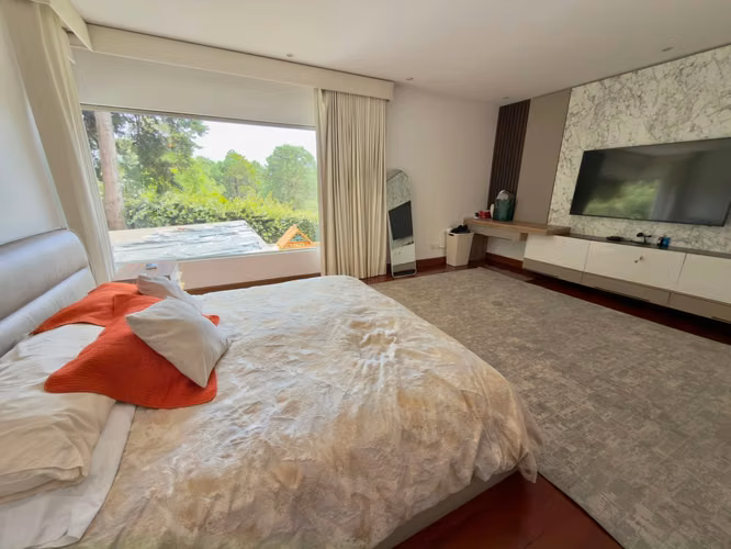 Linda casa en venta en El Casaño Muxbal, amplio jardín. - Imagen 13