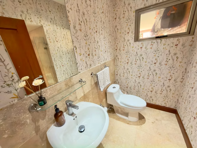 Linda casa en venta en El Casaño Muxbal, amplio jardín. - Imagen 6