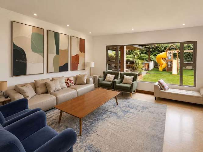Linda casa en venta en El Casaño Muxbal, amplio jardín. - Imagen 14