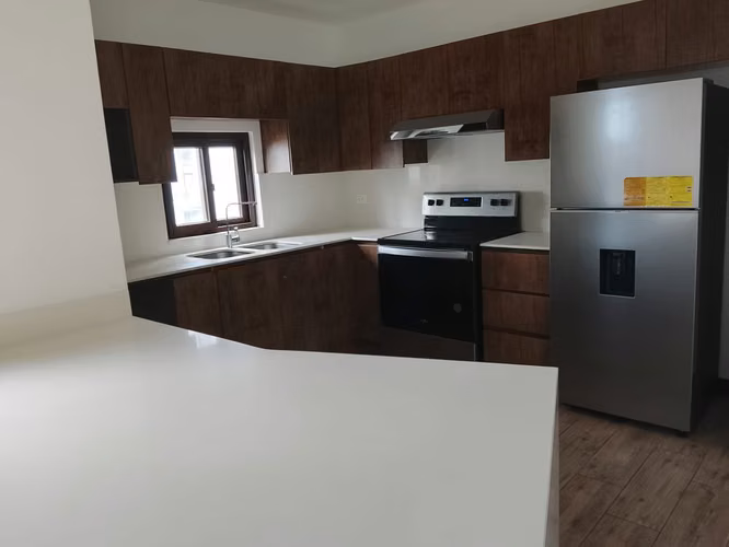 Apartamento en Renta Zona 10 Marques de Oakland - Imagen 6