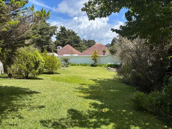 LINDA CASA EN VENTA EN RESIDENCIAL LOS DIAMANTES CARRETERA A EL SALVADOR