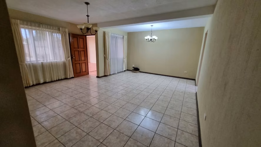 Amplia  Casa en Renta, Condominio Montecristo San Jose Pinula - Imagen 4