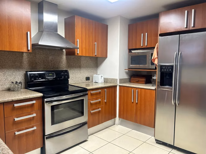 Apartamento Amueblado en Renta Zona 14, Edificio Marqués del Valle - Imagen 5