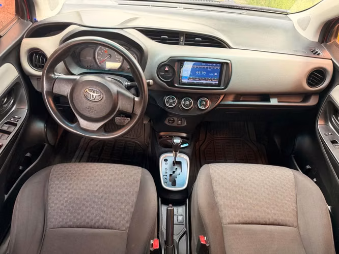 Toyota Yaris Le