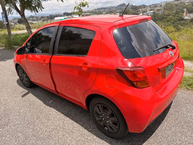 Toyota Yaris Le