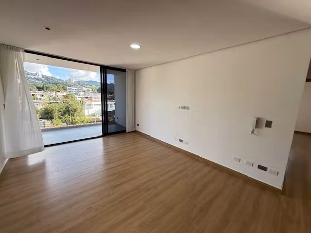 Rento apartamento en Zona 15 EDIFICIO NUEVO CON ROOFTOP - Imagen 5