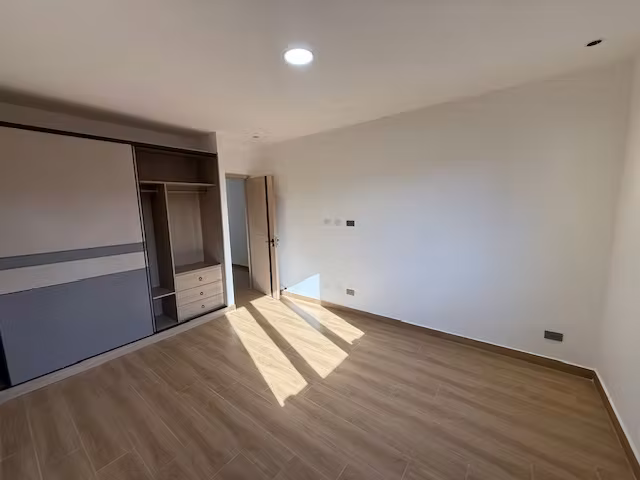 Rento apartamento en Zona 15 EDIFICIO NUEVO CON ROOFTOP - Imagen 13