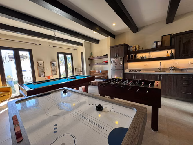 Vendo linda casa Lazos de Fraijanes km 19 Carretera a El Salvador $650,000 - Imagen 6