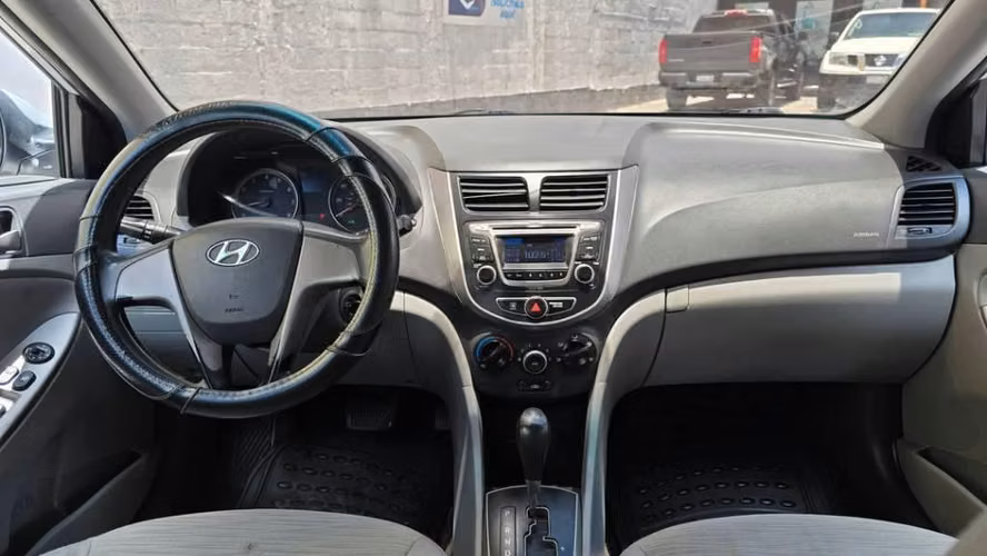 HYUNDAI ACCENT 2015 - Imagen 4