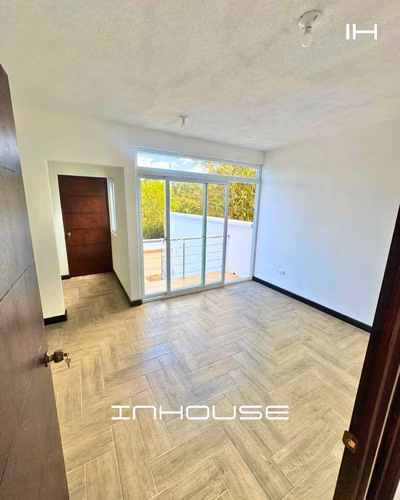 CASA EN VENTA EN ZONA 16 HACIENDA REAL PARA ESTRENAR - Imagen 8