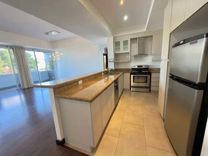 Lindo apartamento en Renta en Edificio Quinze VH1 zona 15 | 2 Habitaciones + servicio