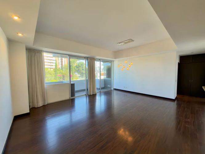 Lindo apartamento en Renta en Edificio Quinze VH1 zona 15 | 2 Habitaciones + servicio