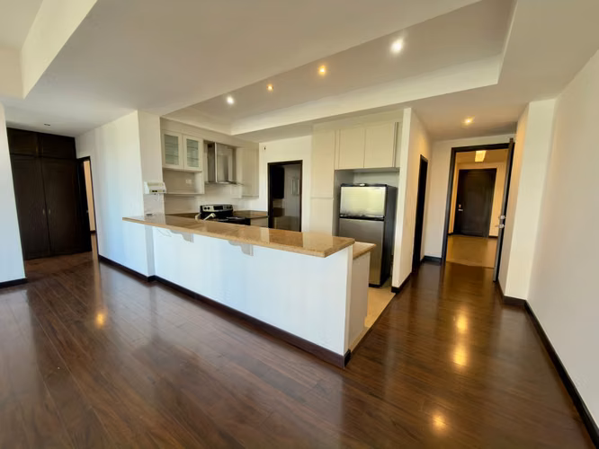 Lindo apartamento en Renta en Edificio Quinze VH1 zona 15 | 2 Habitaciones + servicio
