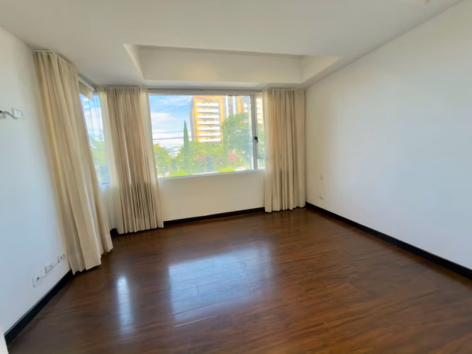 Lindo apartamento en Renta en Edificio Quinze VH1 zona 15 | 2 Habitaciones + servicio