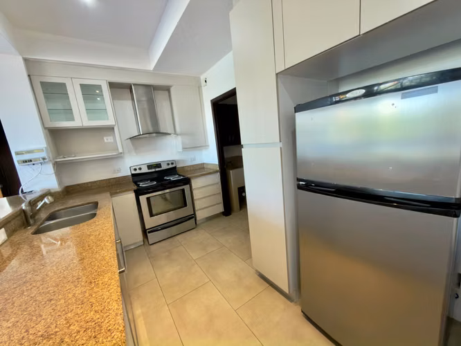 Lindo apartamento en Renta en Edificio Quinze VH1 zona 15 | 2 Habitaciones + servicio
