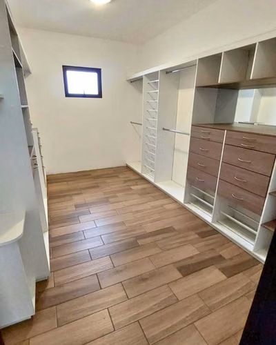 CASA EN RENTA ZONA 16 JARDINES DE SAN ISIDRO, UN NIVEL - Imagen 3