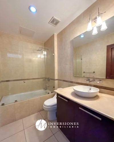 Apartamento amplio de 1 dormitorio en zona 10 - Imagen 8