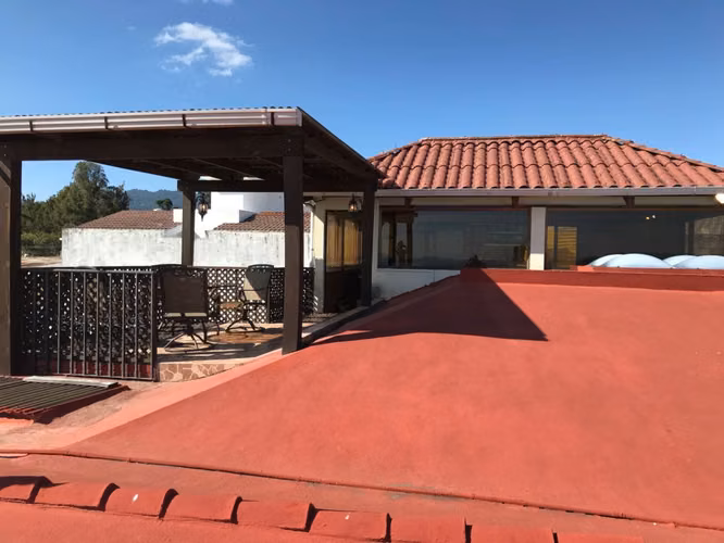 CASA EN VENTA CON 5 HABITACIONES Y ESTUDIO EN MOLINO DE LAS FLORES ZONA 2 DE MIXCO - Imagen 5