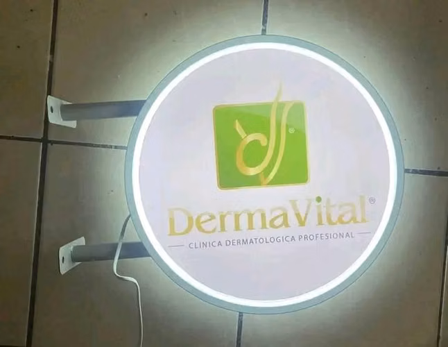 Rótulos luminosos en oferta
