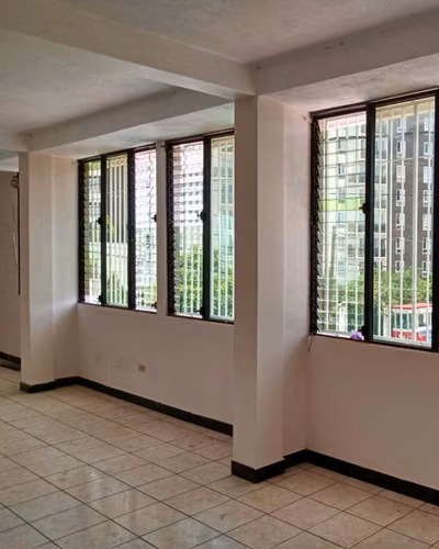 EDIFICIO EN VENTA EN ZONA 5 JARDINES DE LA ASUNCIÓN - Imagen 9