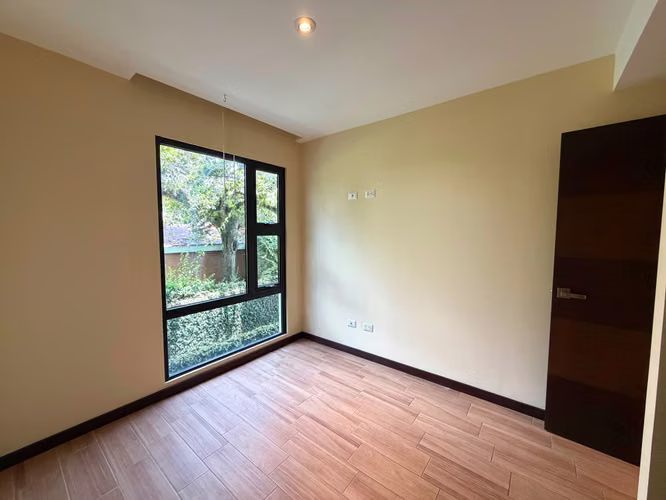 Vendo Apto 3 dorm VH II, z15