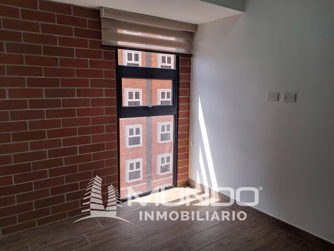 APARTAMENTO EN RENTA EN ZONA 4, FRENTE A IGLESIA YURRITA - Imagen 6