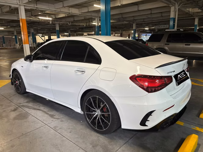 Mercedes-Benz AMG A35 4MATIC Berlina 2023