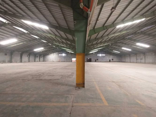 ALQUILO : Bodega GRANDE de 5,464 M2 en sector accesible de PALIN - Imagen 6