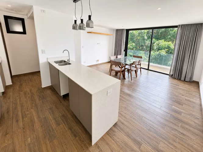 Apartamento en Renta Parque 15 Zona 15 | Amplio, Bodega, area de servicio | PV - Imagen 8