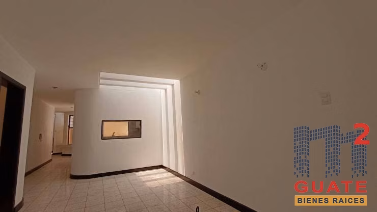 Alquilo Casa en Zona 15 - Imagen 18