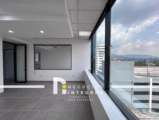 Oficina en Europlaza Zona 14 | 248 m², Sector Corporativo y Parqueos | PV - Imagen 11
