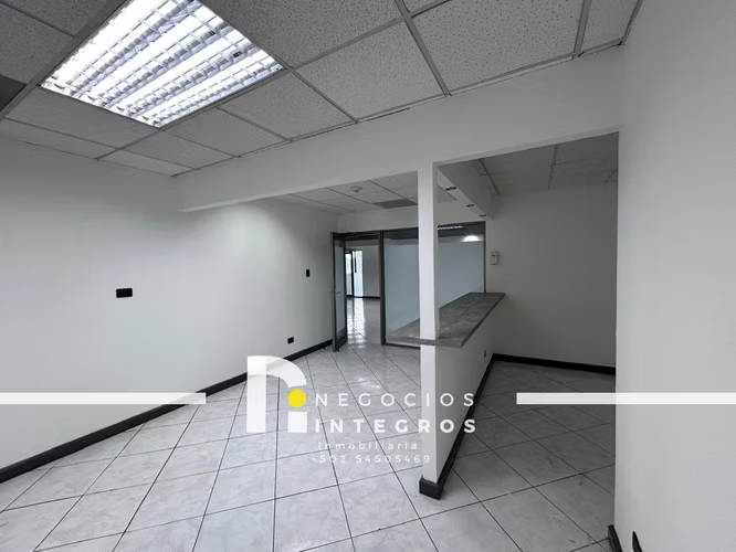 Oficina en Europlaza Zona 14 | 248 m², Sector Corporativo y Parqueos | PV - Imagen 18
