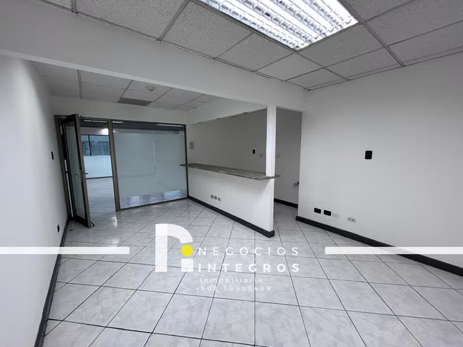 Oficina en Europlaza Zona 14 | 248 m², Sector Corporativo y Parqueos | PV - Imagen 17
