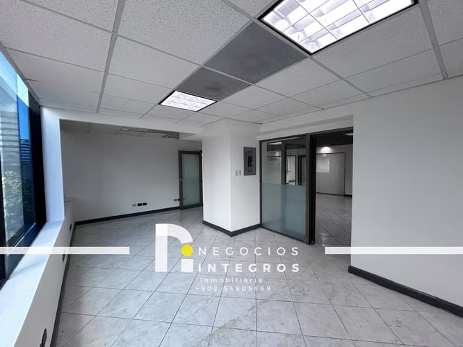 Oficina en Europlaza Zona 14 | 248 m², Sector Corporativo y Parqueos | PV - Imagen 10