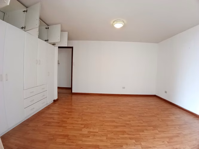 Amplio Apartamento en Renta VH1 Zona 15 | 300 m², 3 Balcones y Chimenea | cerca de Metro15 PV - Imagen 18