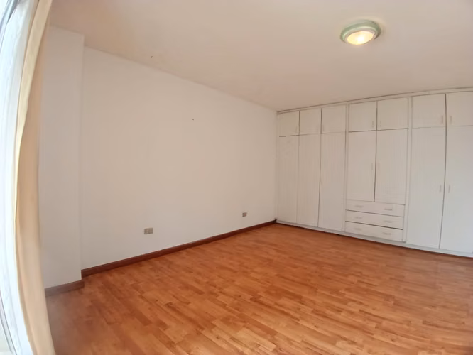 Amplio Apartamento en Renta VH1 Zona 15 | 300 m², 3 Balcones y Chimenea | cerca de Metro15 PV - Imagen 10