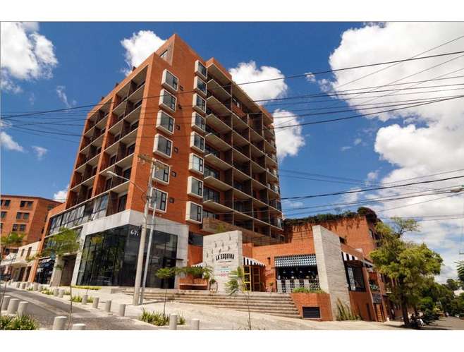 Alquilo lindo apartamento zona 4 / 1 habitación $850