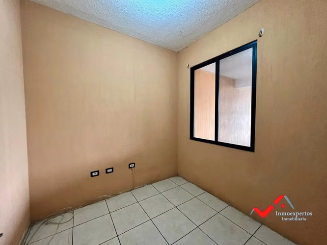 CASA EN VENTA PINARES, SAN CRISTOBAL, ZONA 8 MIXCO - Imagen 10